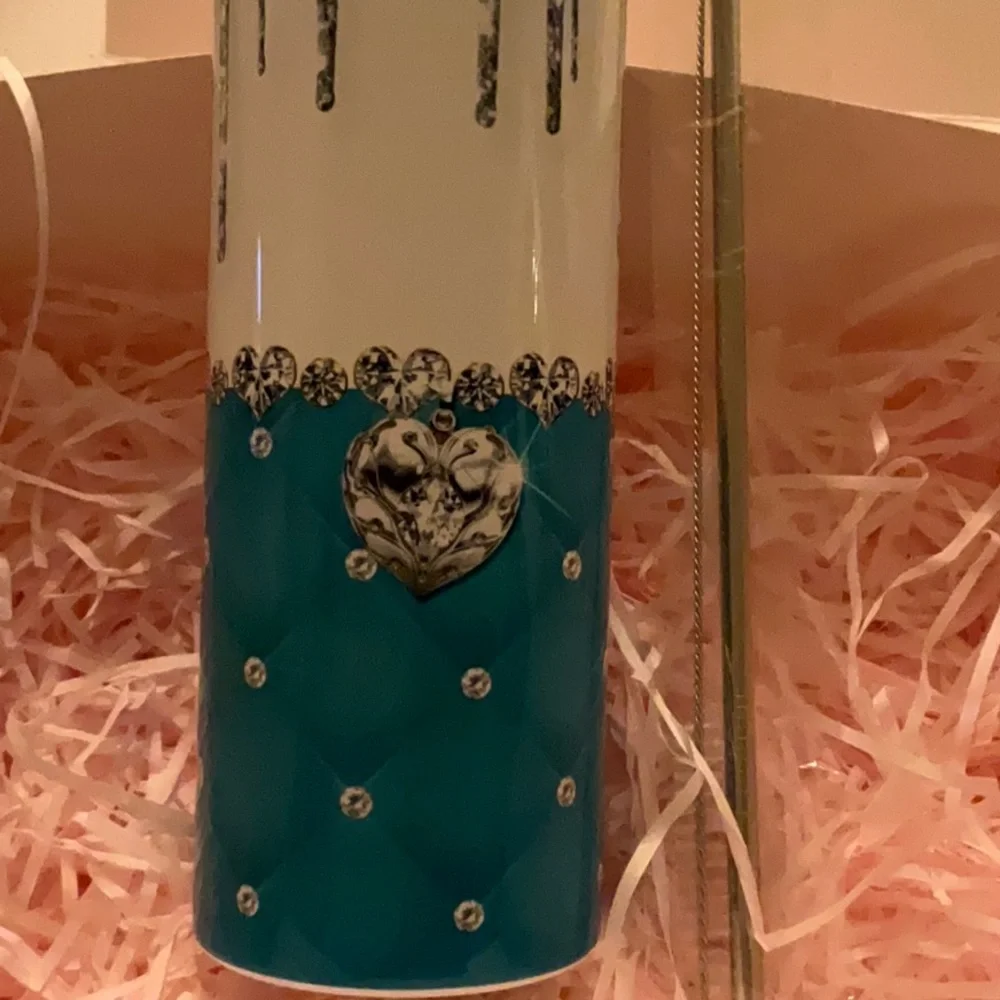 Beautiful drink tumbler - Picture 3 of 5